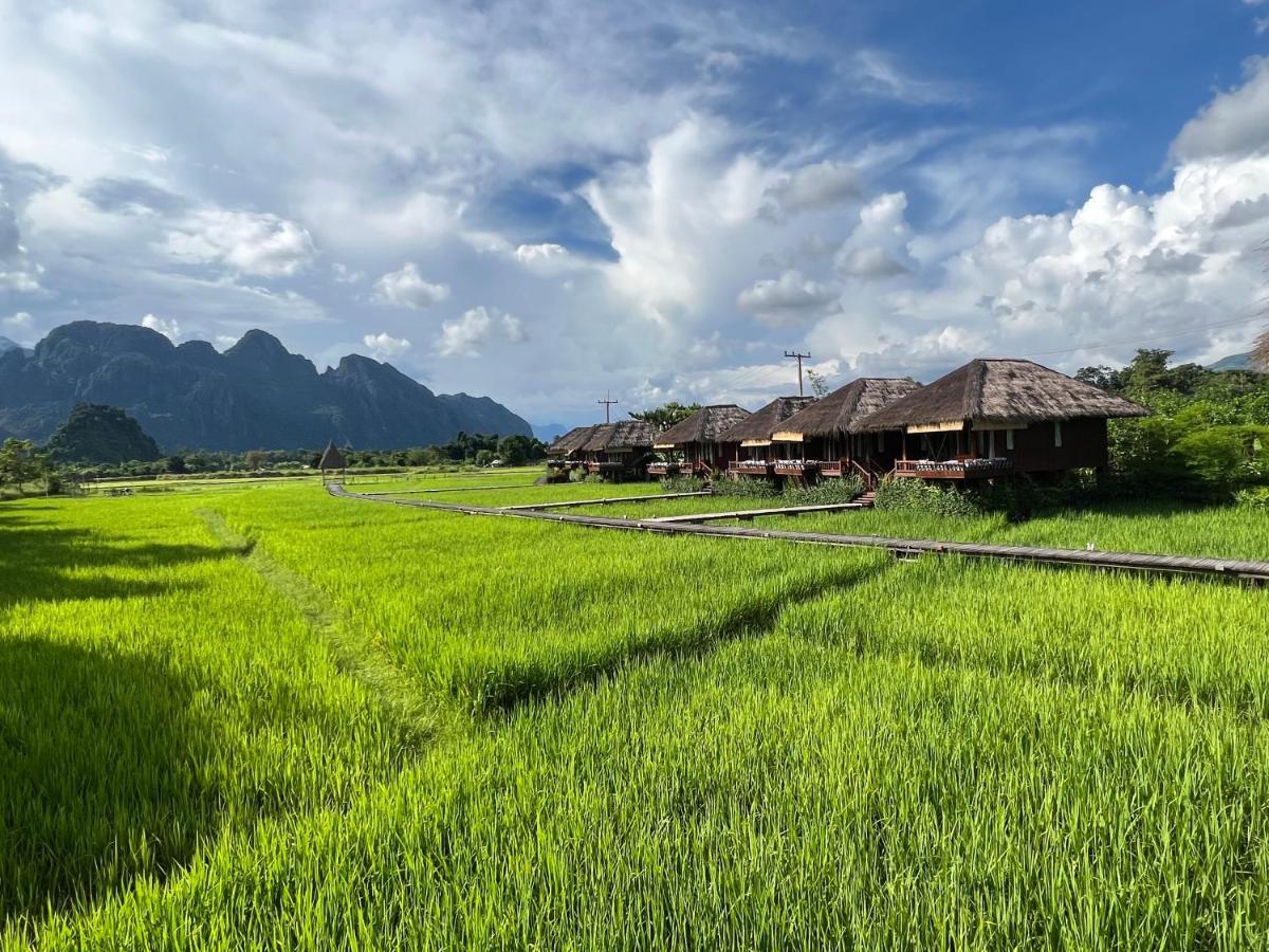 ואנג ויינג Viengtara Vangvieng Resort מראה חיצוני תמונה