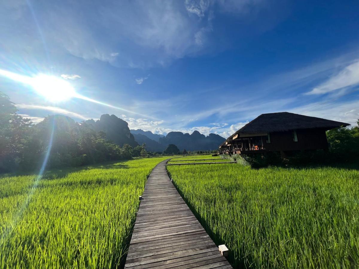 ואנג ויינג Viengtara Vangvieng Resort מראה חיצוני תמונה