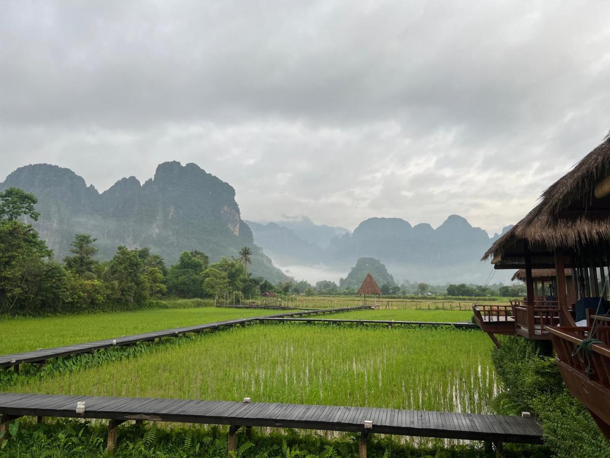 ואנג ויינג Viengtara Vangvieng Resort מראה חיצוני תמונה