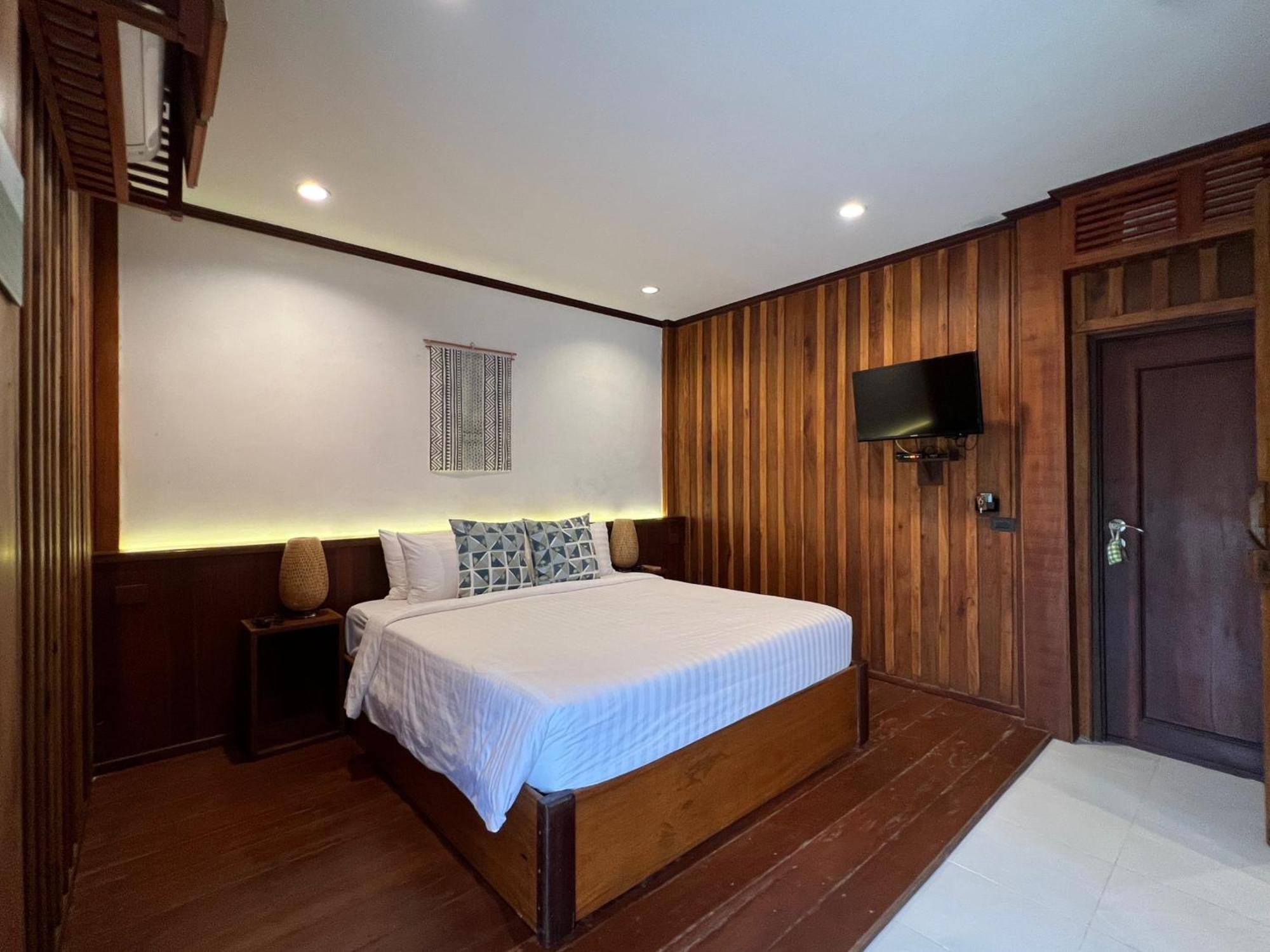 ואנג ויינג Viengtara Vangvieng Resort מראה חיצוני תמונה