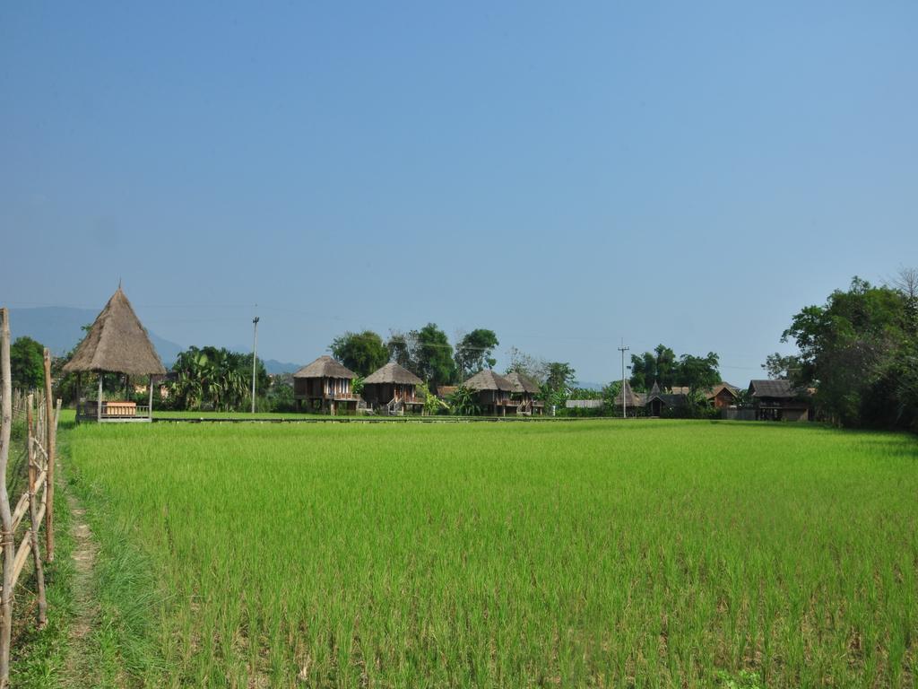 ואנג ויינג Viengtara Vangvieng Resort מראה חיצוני תמונה