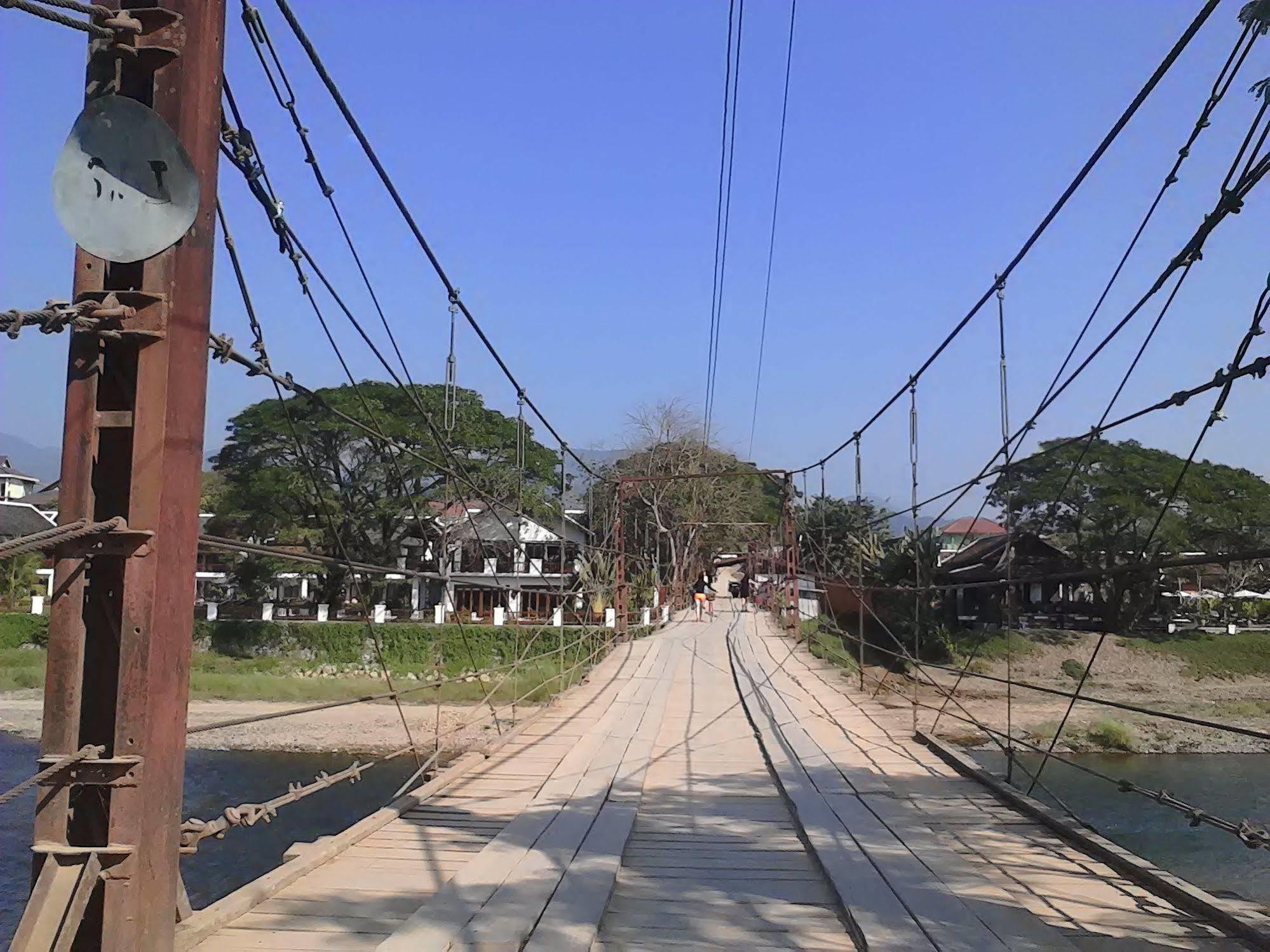 ואנג ויינג Viengtara Vangvieng Resort מראה חיצוני תמונה